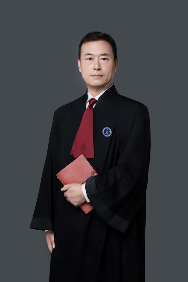 曹太平律师照片